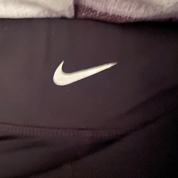 Nike workout set - Picture 5 of 6